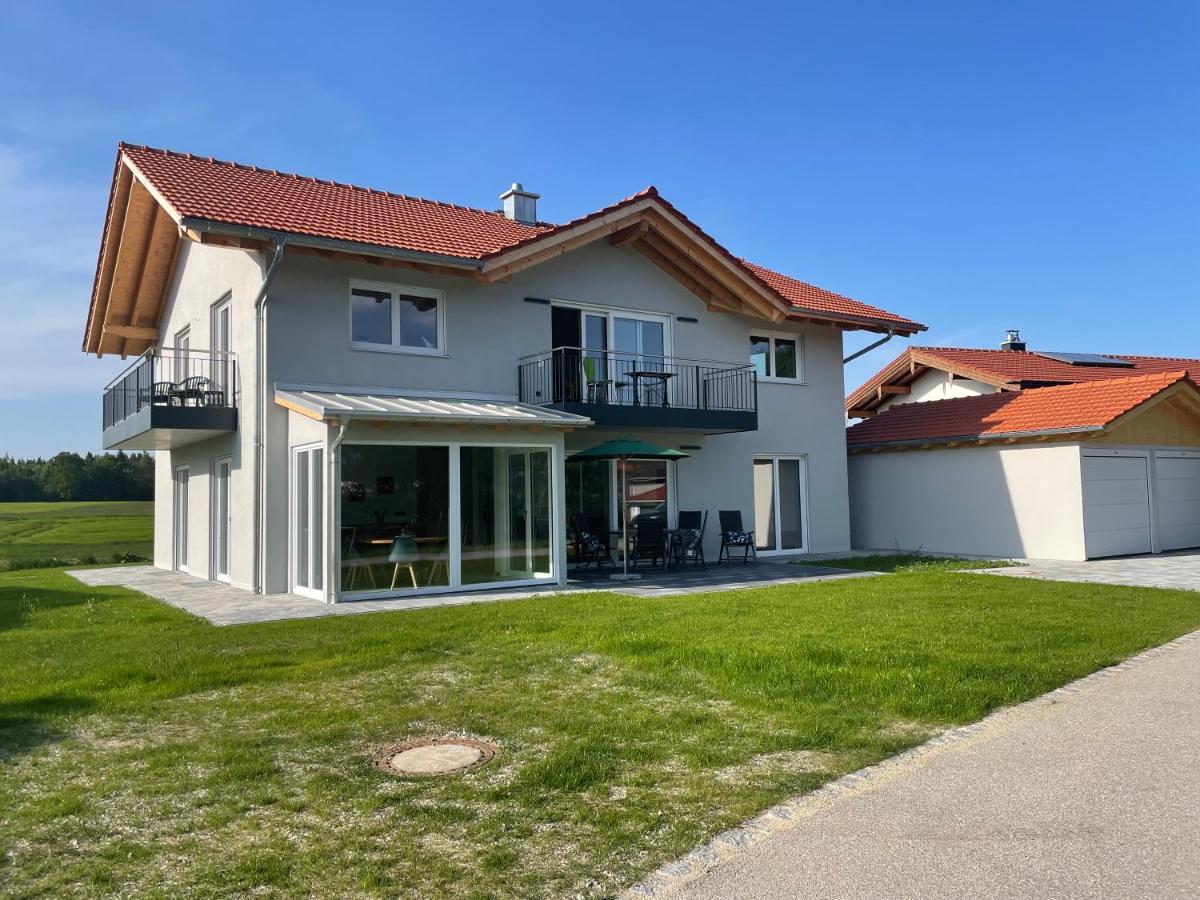 Neubau Gruener Wolpertinger Designwhg 106Qm Barrierefrei Apartamento Breitbrunn am Chiemsee Exterior foto